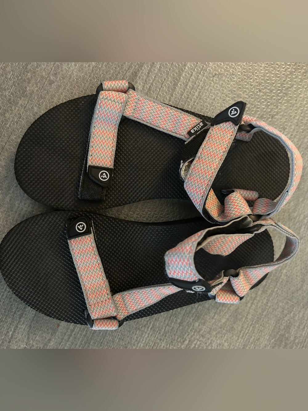 Atika Outdoor Coral and Gray Patterned Water Sandals.